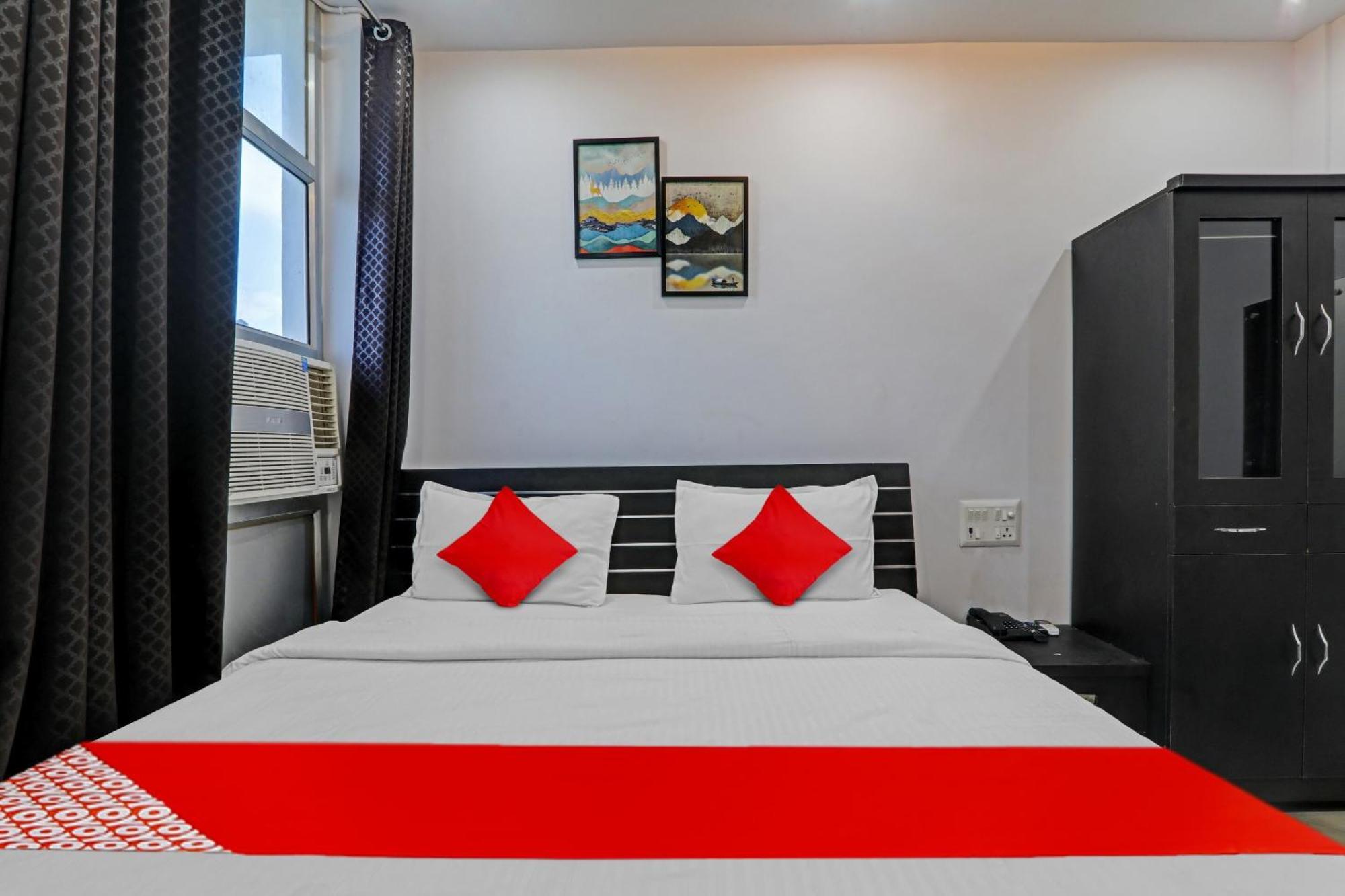 Oyo Flagship 81064 Chaudhary In Hotel Gorakhpur Exterior photo