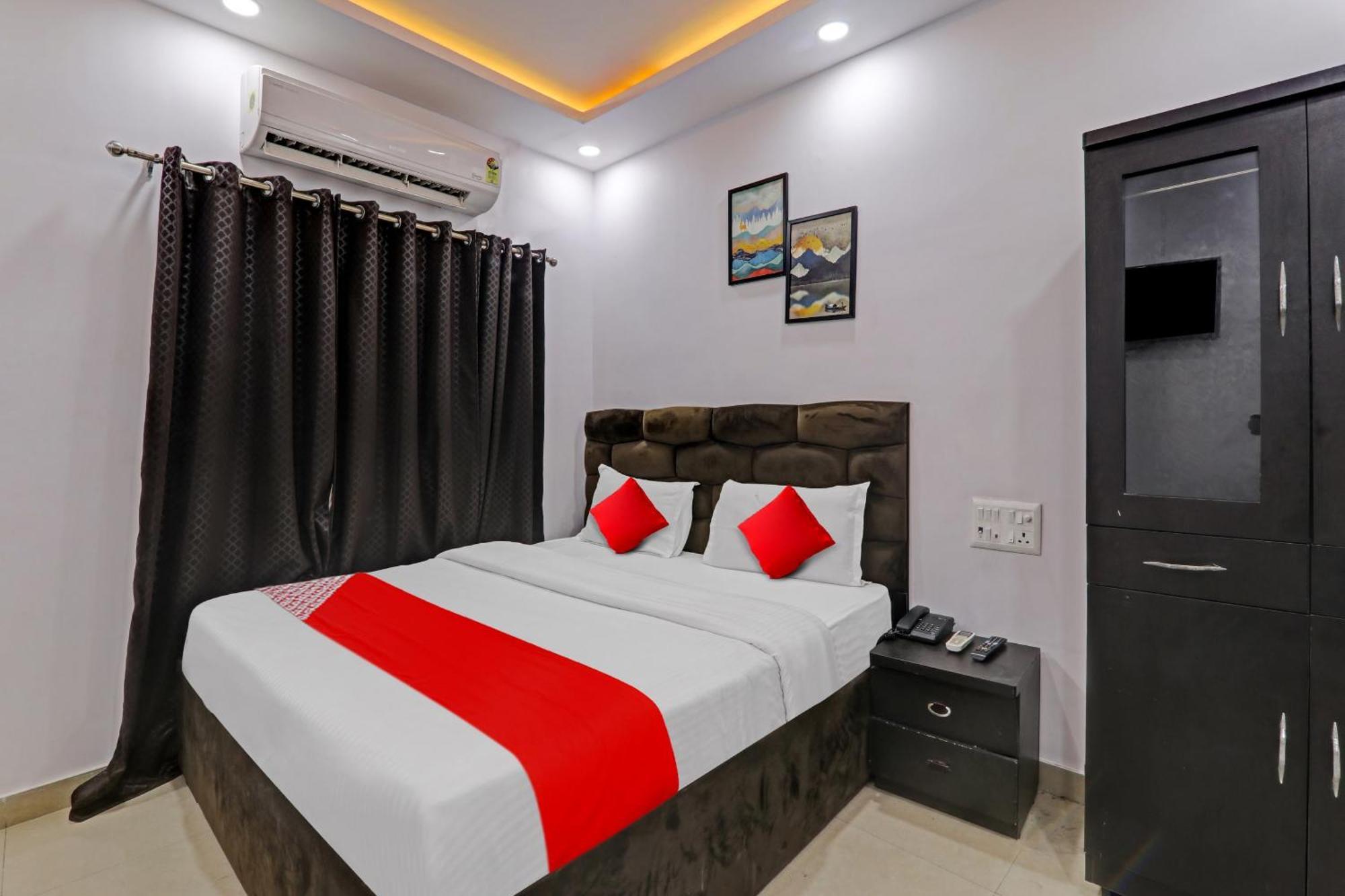 Oyo Flagship 81064 Chaudhary In Hotel Gorakhpur Exterior photo