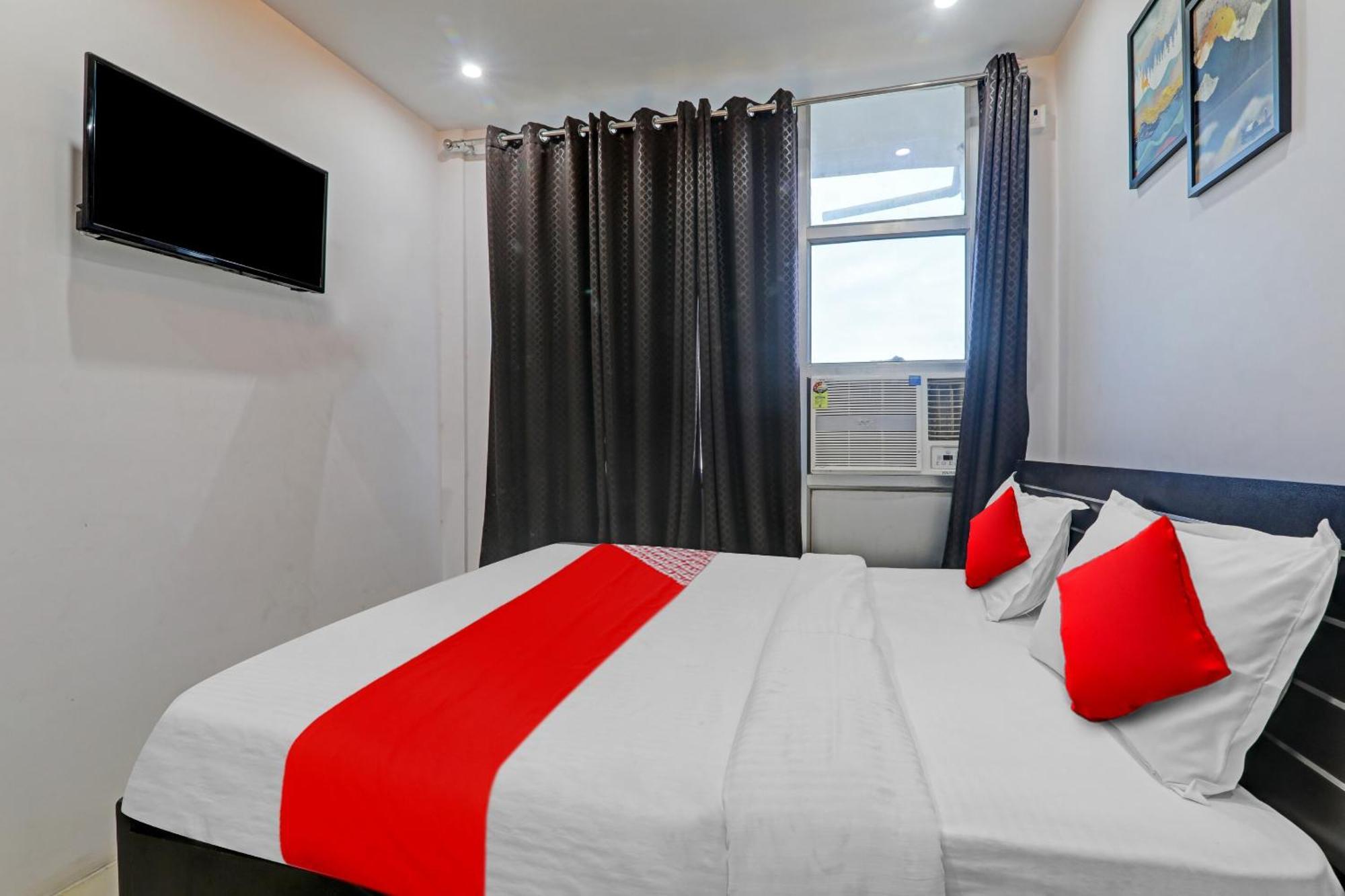 Oyo Flagship 81064 Chaudhary In Hotel Gorakhpur Exterior photo